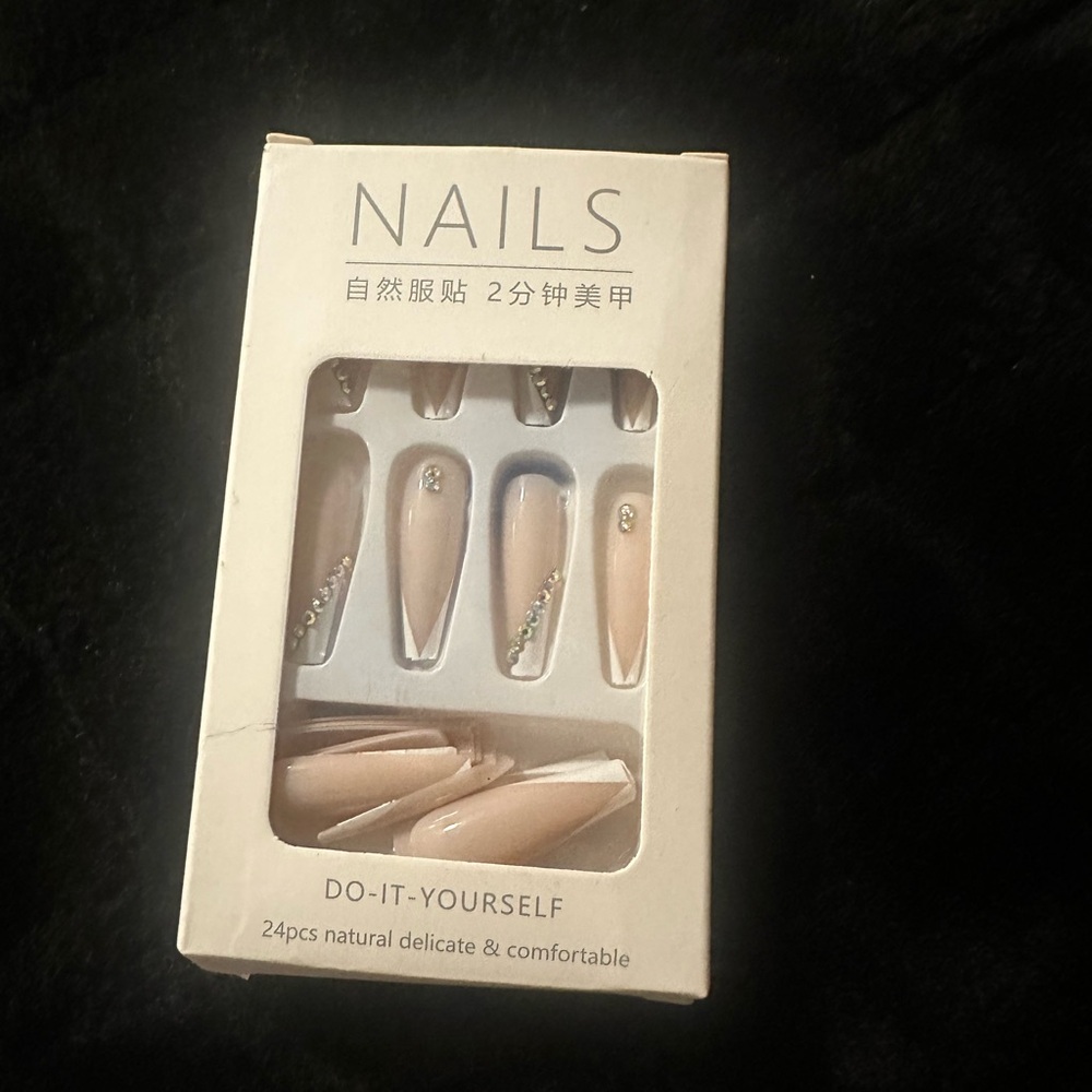 Press-on nails